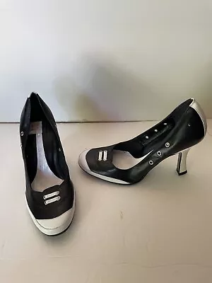 Via Spiga Pump Heels Black & White Leather Size  7 M • $21.99