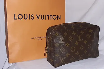 £320 • Buy Louis Vuitton - Authentic Monogram Canvas Makeup/cosmetic/travel Bag 23