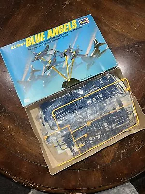 Vintage Revell U.S. Navy’s Blue Angels F-4J Phantoms • $20