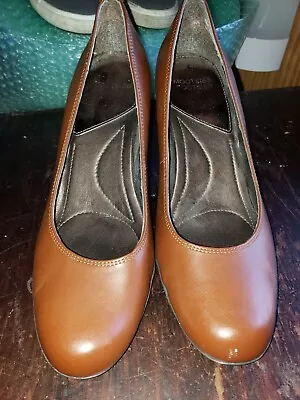 Mootsies Tootsies Shoes Women's Size 9 M Brown Heel  • $7.99