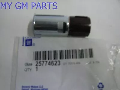 GM OEM Center Console-12V Power Outlet Lighter 25774623 • $14.53