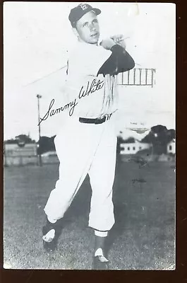1952 J.D. McCarthy Baseball Postcard Sammy White Boston Red Sox • $9.95