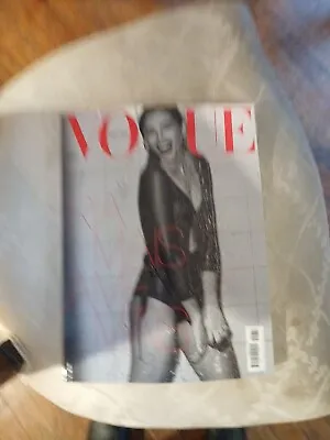 Vogue Magazine Brasil In Portuguese ( No. 472)  December 2017 • $9.99