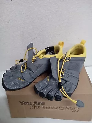 Vibram V-Train 2.0 FiveFinger Shoes Grey/Lime/Black Mens Size 40 EU 8-8.5 US #T4 • $73