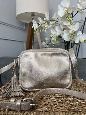 CLARKS Kierra Mila Champagne Gold Camera Crossbody Shoulder Bag • £32