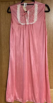 Vintage MODE O'DAY  ELEGANT Barbie PINK LACY SLIPPERY NYLON NIGHTGOWN Slip M NWT • $36.99