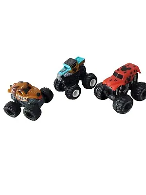 Hot Wheels Monster Truck Mini Bone Shaker Mini Mickey And Mini Monster  Mutt  • $16.99