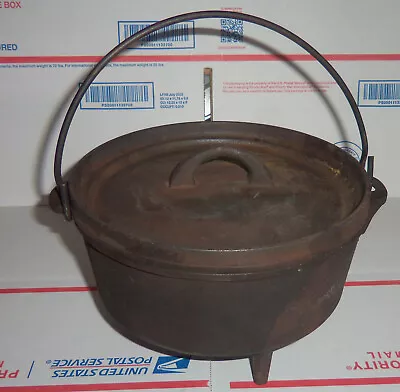 Antique Cast Iron Footed Dutch Oven 8 H Made In USA • $200