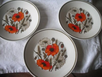 £12.99 • Buy 3 J & G Meakin POPPY Design 9  Plates