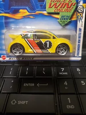 Hot Wheels Volkswagen New Beetle Cup First Editions 2002 Yellow  • $3.50