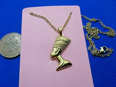 Nefertiti Egyptian Goddess Head Pendant Necklace Gold Tone. New. • £1.50