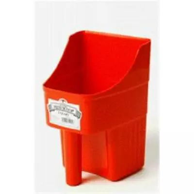 Miller Enclosed Feed Scoop Red 3 Quart - 150408 • $34.16