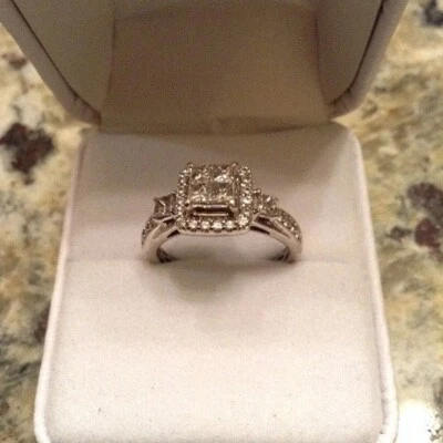 $173.50 • Buy Zales Engagement 1 Carat Princess Style Diamond Ring In 10k White Gold. 