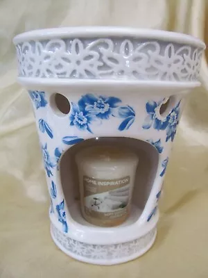 Yankee Candle Wax Oil Burner Ceramic Blue Lacy French Chic Floral & Soft Cotton • £14.95