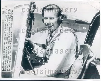 1946 Aviator William Lear Jr In Cockpit Of Lockheed P-38 Plane Press Photo • $15