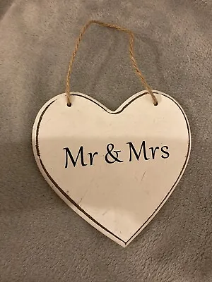 “Mr & Mrs” Shabby Chic White Heart Plaque - Decorative Hanging Plaque • £3.29