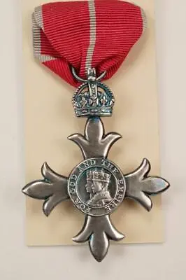 £25 • Buy Mbe Knighthood Medal Order Of The British Empire Chivalry Military Honour