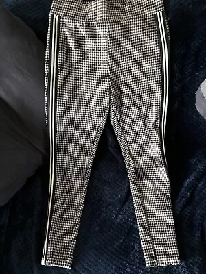 M&S Checked Leggings Size 10 • £3.50