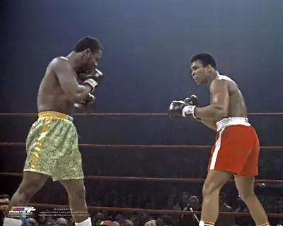 1971 Heavyweight Boxers JOE FRAZIER Vs MUHAMMAD ALI Metal Magnet 3x4 Inches 8545 • $5.95
