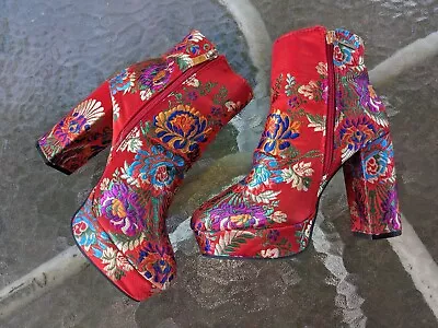 BAMBOO Red Embroidered Floral Pattern Ankle Height Booties - Size 7.5 • $34.95