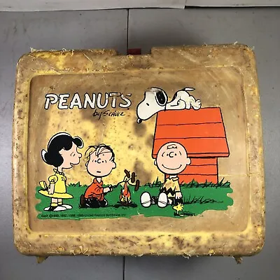 Vintage 1965 - Peanuts Lunch Box By Thermos Charlie Brown Snoopy Plastic Yellow • $7.64