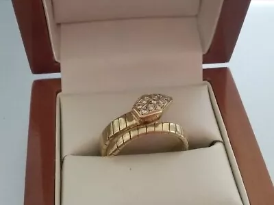 18ct Yellow Gold  Diamond .20 Ct Snake  Spring Ring 7.9g P-W Stunning • £499.99