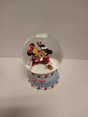 Mickey And Minnie Mouse 2010 Snow Globe Christmas Holiday Winter Theme Disney  • $14.99