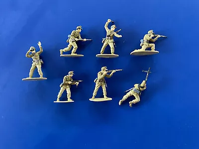 Airfix Toy Soldiers Painted German Afrika Korps 1/32 Scale WW2 • £6.99