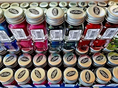 METAL FLAKE CUSTOM PAINT SET - 10 BOTTLES - Testors Enamel Model Paint Set  • $32