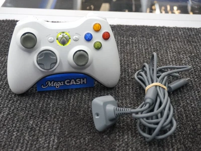 $25 • Buy OEM Microsoft Xbox 360 White Wireless Controller With Genuine Charge Cable