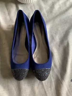 Marks And Spencer Collection Blue Suede Low Court Shoes With Sequin Toes UK 7 • £5