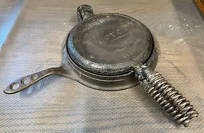 Vintage Victor No. 8 Cast Iron Waffle Iron With Base • $199.99