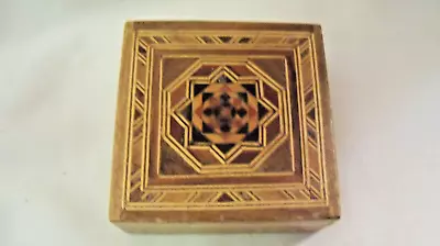 Vintage Wood Inlay Trinket Keepsake Jewelry Box • $5