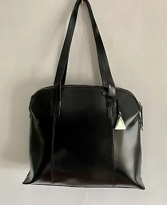 L Credi Black Leather Messenger Tote Shoulder Handbag Size: Medium  • £49