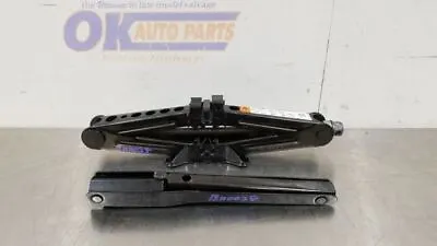 21 2021 Ford Mustang Oem Complete Jack And Tool Kit  • $90