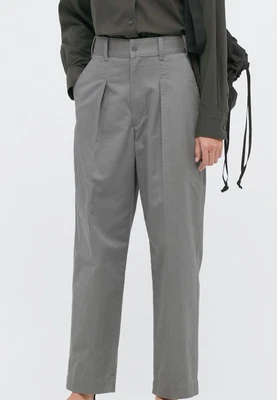 $25 • Buy Uniqlo U Baker Pants -  Olive RRP $60 - Brand New With Tags