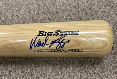 Wade Boggs Red Sox SIGNED Rawlings Big Stick 34 Inch Bat - NM - W/ Hologram • $115