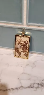 ⚘️ Vintage Reversible Dried Pressed Flowers Glass Pendant Mirror ⚘️ • $8.99