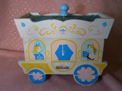 Vintage Wood Cinderella/Princess Carriage-Couch Jewelry Box   Japan  • $29.99