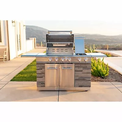 Kirkland Signature Stone Island 7 Burner Gas Grill • $3300