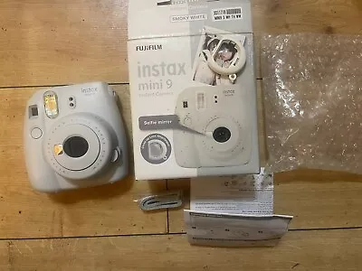 Fujifilm Instax Mini 9 Instant Camera - Smoky White Untested May Not Work • £4.20