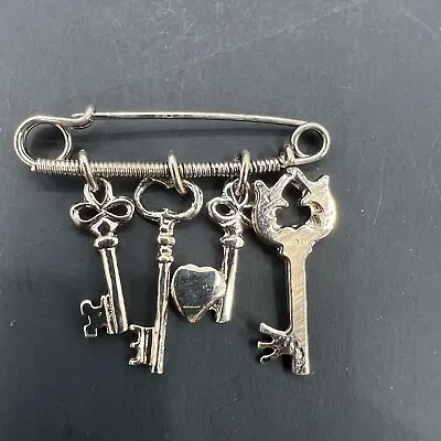 Steampunk Mixed Vintage Keys Silver Metal Vintage Safety Pin Brooch Kilt Pin • $17