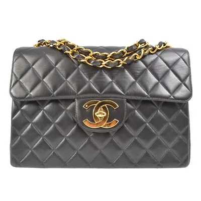 Chanel Black Lambskin Jumbo Classic Flap Shoulder Bag 120756 • £3890.10