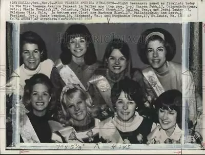 1967 Press Photo Miss Teenage America Finalists & Sharon Jubb Dallas Texas • $16.99