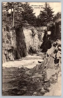 Postcard Pirates Cave Bailey Island Maine E4 • $4.49