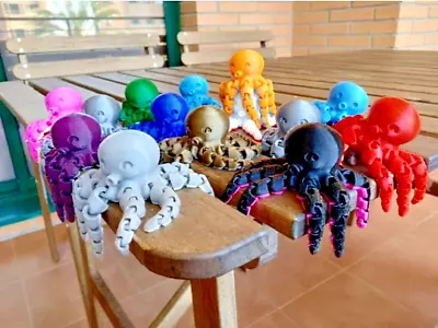 Adorable Octopus Toy - Articulated Animal - Flexible - Fidget Gadget 3D Printed • £5.99