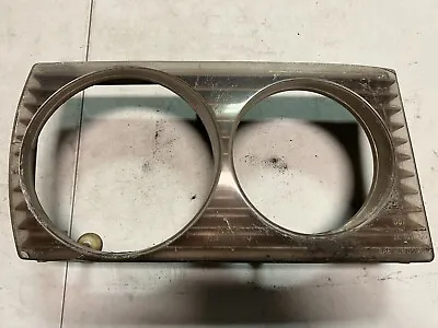 Mercedes W123 Oem Right Passenger Headlight Trim Bezel 305-542-076 Bosch 1976-85 • $45