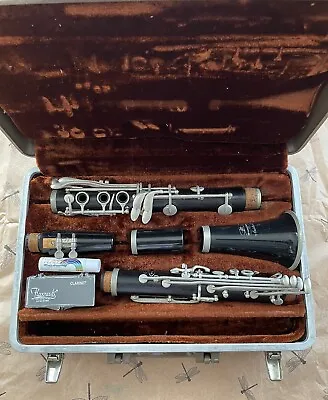 Vintage Buescher Aristocrat Clarinet With Hard Case. • $119.92