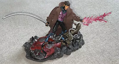 Marvel Legends Gambit Action Figure  & Sentinel Hand Base Diorama 2001 X-Men Vtg • $19.99