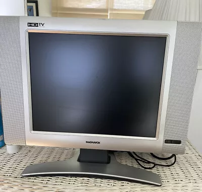 Quality! Magnavox Flat Screen 15” Hdtv On Stand Silver/remote & Ac Adapter  $95 • $95